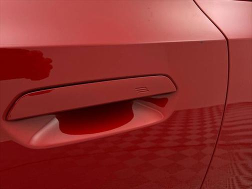 2022 BMW 230 i