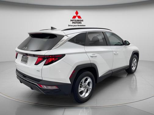 White Pearl 2024 Hyundai TUCSON SEL