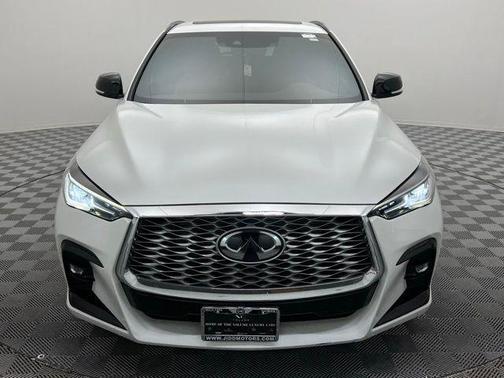 2024 INFINITI QX55 LUXE
