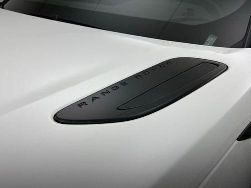 2025 Land Rover Range Rover Velar P250 SE R-Dynamic