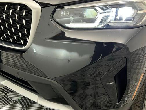 2024 BMW X4 xDrive30i