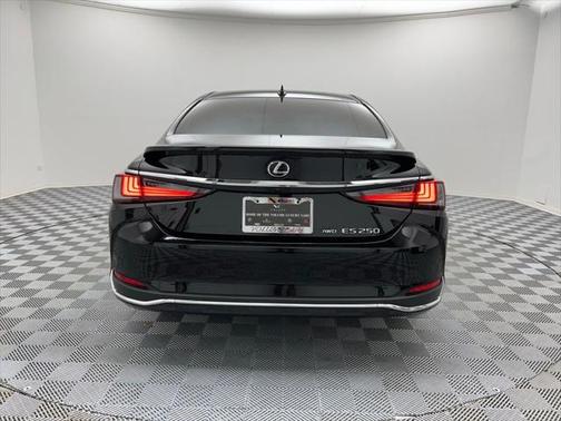2021 Lexus ES 250 Base