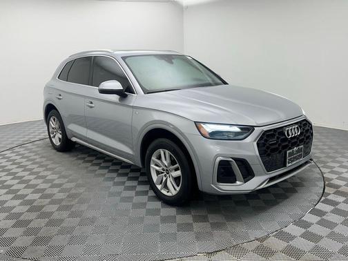 2022 Audi Q5 45 S line Premium