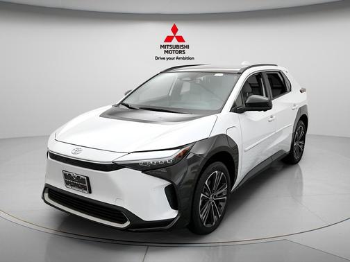 Wind Chill Pearl 2024 Toyota bZ4X Limited