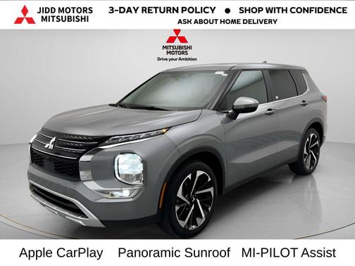 Gray 2024 Mitsubishi Outlander SE