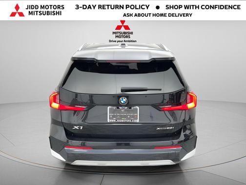 Black Sapphire Metallic 2025 BMW X1 xDrive28i
