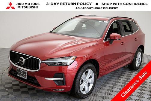 2022 Volvo XC60 B5 Momentum