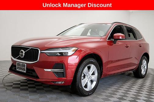 2022 Volvo XC60 B5 Momentum