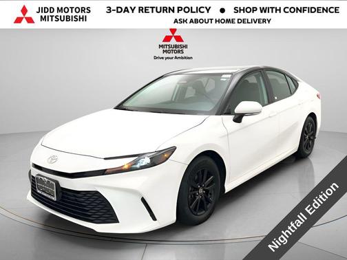 Ice Cap 2025 Toyota Camry LE