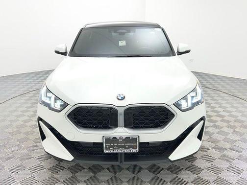 2025 BMW X2 xDrive28i