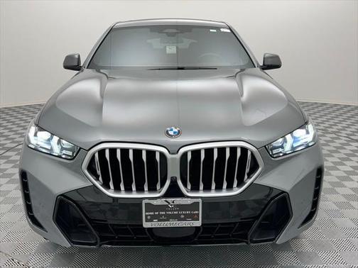 2025 BMW X6 xDrive40i