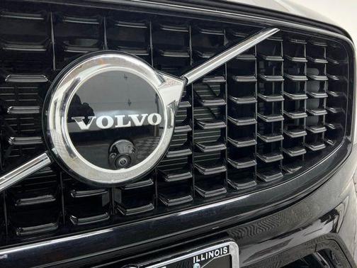 2025 Volvo XC60 B5 AWD Plus