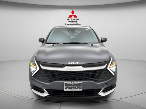 Gravity Gray 2024 Kia Sportage LX