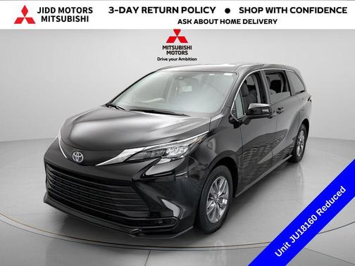 2024 Toyota Sienna LE