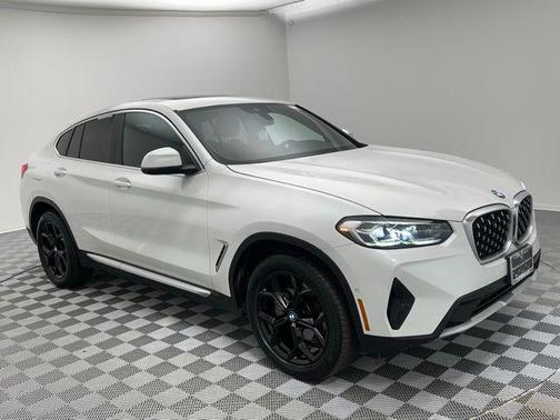 2024 BMW X4 xDrive30i