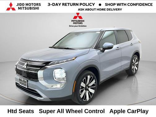 Moonstone Gray Metallic 2026 Mitsubishi Outlander SE S-AWC