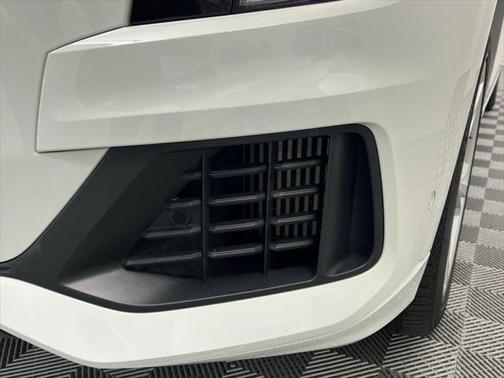 2022 Audi Q8 55 Premium Plus