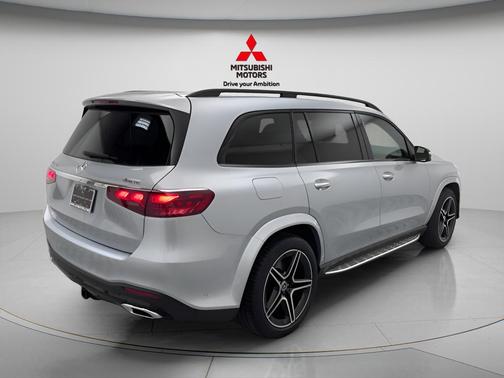 Cirrus Silver Metallic 2025 Mercedes-Benz GLS 450 4MATIC