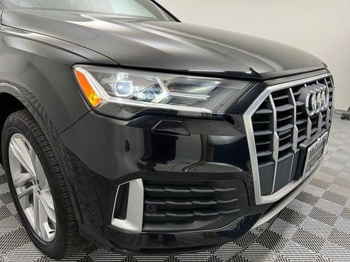 2021 Audi Q7 45 Premium