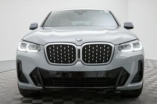 2023 BMW X4 xDrive30i