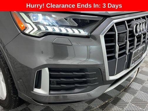 2023 Audi Q7 45 Premium Plus