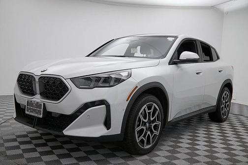 2025 BMW X2 xDrive28i