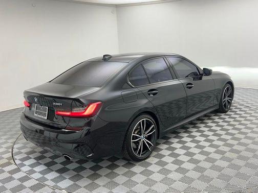 2019 BMW 330 xDrive