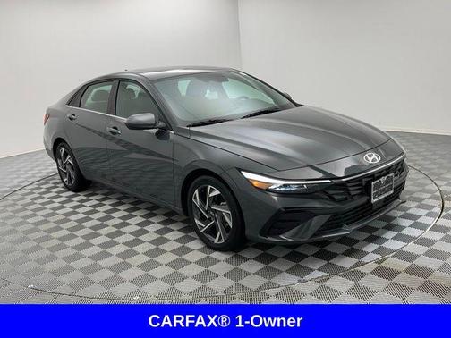 2025 Hyundai ELANTRA SEL