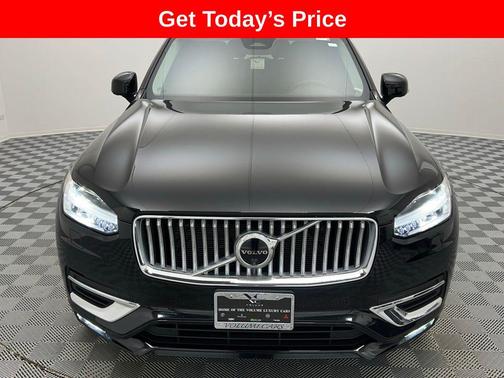 2024 Volvo XC90 B5 Plus Bright Theme