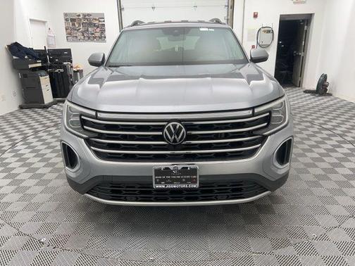 2024 Volkswagen Atlas 2.0T SE w/Technology 4MOTION