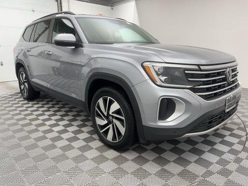 2024 Volkswagen Atlas 2.0T SE w/Technology 4MOTION