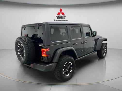 Black Clearcoat 2025 Jeep Wrangler 4xe Rubicon
