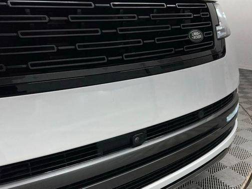 2023 Land Rover Range Rover P530 SE