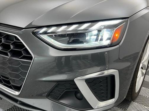 2023 Audi A4 45 S line Premium Plus