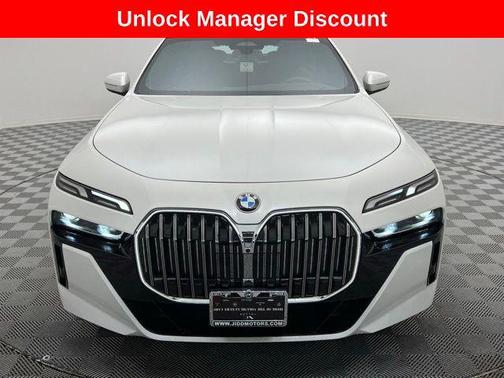 2025 BMW 740 i xDrive
