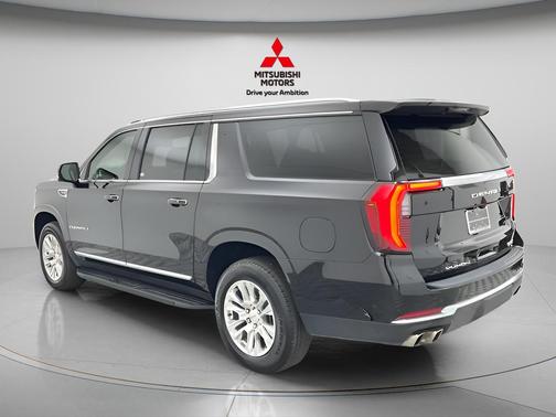 Onyx Black 2025 GMC Yukon XL Denali