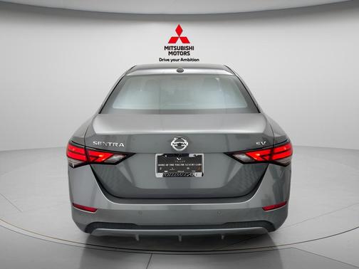 Gun Metallic 2023 Nissan Sentra SV