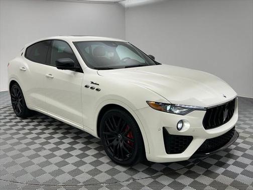2022 Maserati Levante Modena