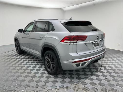 2021 Volkswagen Atlas Cross Sport 3.6L V6 SE w/Technology R-Line