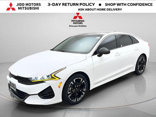 Glacial White Pearl 2023 Kia K5 GT-Line