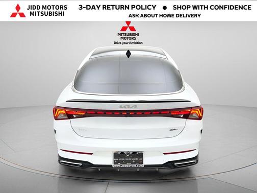 Glacial White Pearl 2023 Kia K5 GT-Line