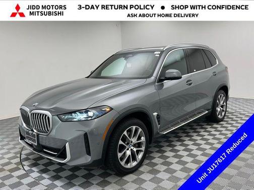 Gray 2024 BMW X5 xDrive40i
