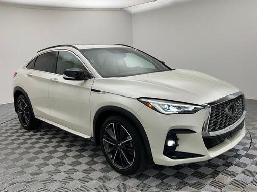 2022 INFINITI QX55 LUXE