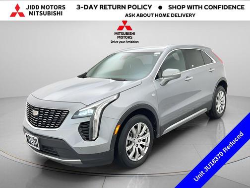 Argent Silver Metallic 2023 Cadillac XT4 Premium Luxury