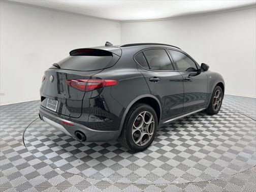 2022 Alfa Romeo Stelvio Ti