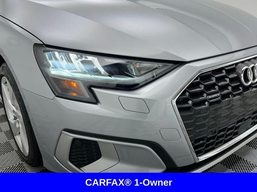 Florett Silver Metallic 2022 Audi A3 Premium