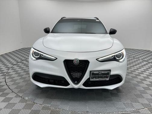 2022 Alfa Romeo Stelvio Ti