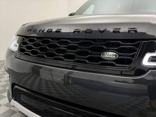 2022 Land Rover Range Rover Sport HSE Silver Edition