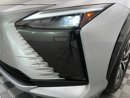 2023 Lexus RZ 450e Premium