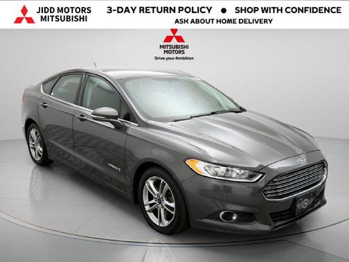 Magnetic 2016 Ford Fusion Hybrid SE